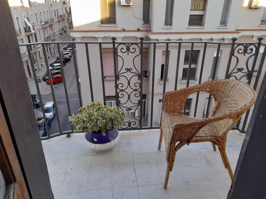 Casa Jole, Appartamento In Centro Bari Bagian luar foto
