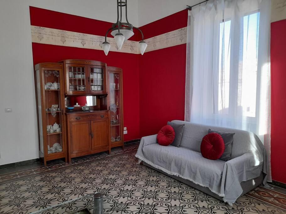 Casa Jole, Appartamento In Centro Bari Bagian luar foto