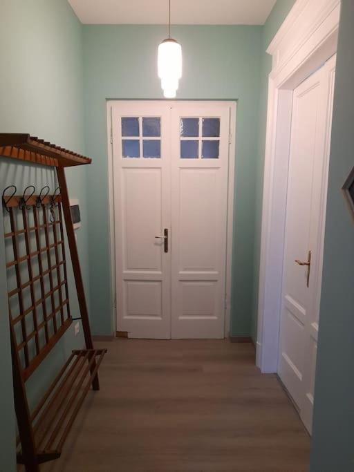 Casa Jole, Appartamento In Centro Bari Bagian luar foto