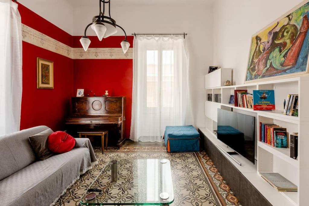 Casa Jole, Appartamento In Centro Bari Bagian luar foto